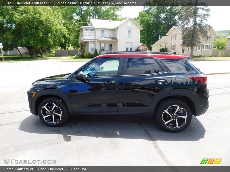 Mosaic Black Metallic / Jet Black w/Red Accents 2022 Chevrolet TrailBlazer RS