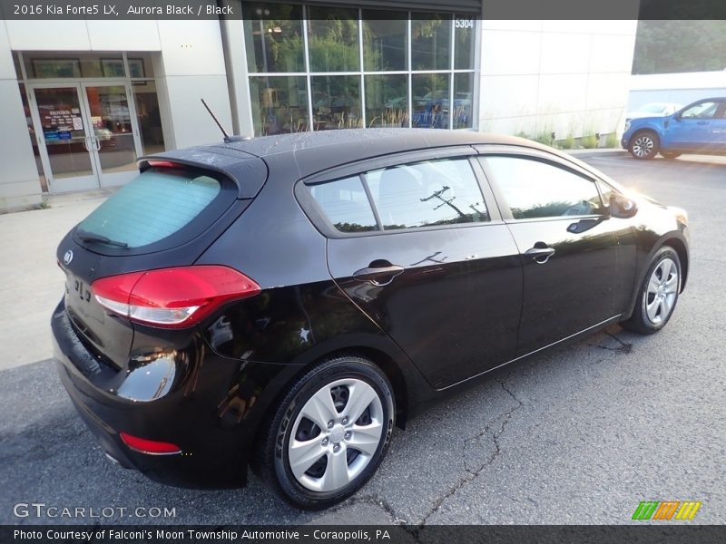 Aurora Black / Black 2016 Kia Forte5 LX
