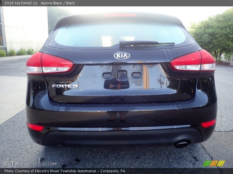 Aurora Black / Black 2016 Kia Forte5 LX