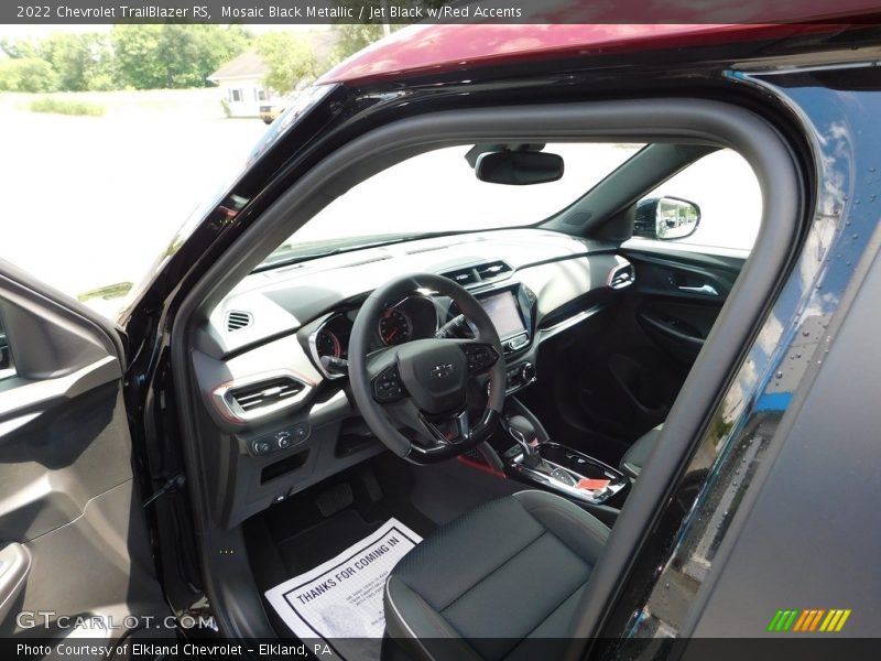 Mosaic Black Metallic / Jet Black w/Red Accents 2022 Chevrolet TrailBlazer RS