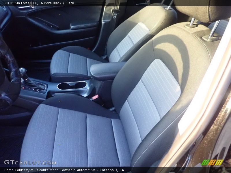 Aurora Black / Black 2016 Kia Forte5 LX