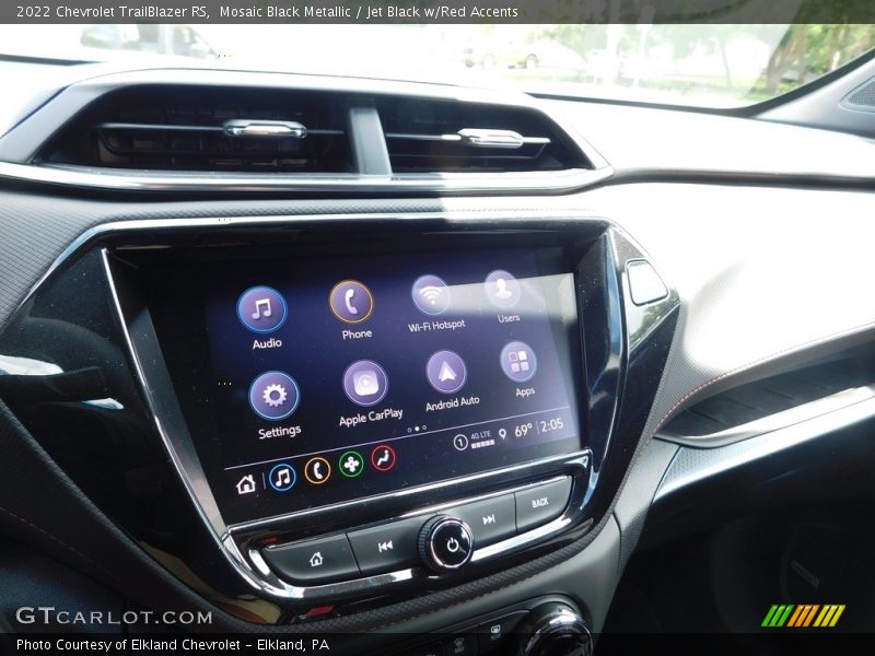 Mosaic Black Metallic / Jet Black w/Red Accents 2022 Chevrolet TrailBlazer RS