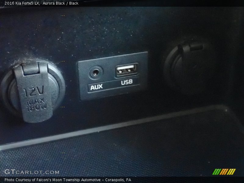 Aurora Black / Black 2016 Kia Forte5 LX