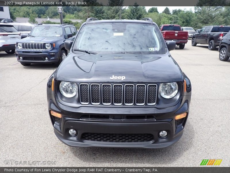 Black / Black 2022 Jeep Renegade Latitude 4x4