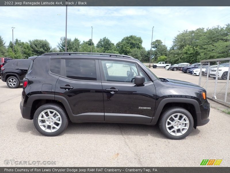 Black / Black 2022 Jeep Renegade Latitude 4x4