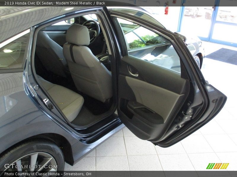 Modern Steel Metallic / Black 2019 Honda Civic EX Sedan