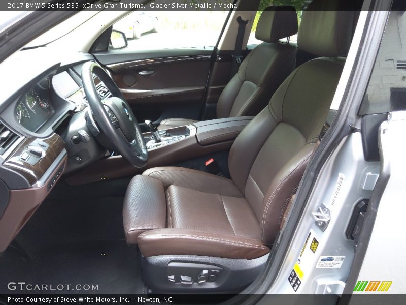 Front Seat of 2017 5 Series 535i xDrive Gran Turismo