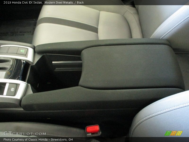 Modern Steel Metallic / Black 2019 Honda Civic EX Sedan