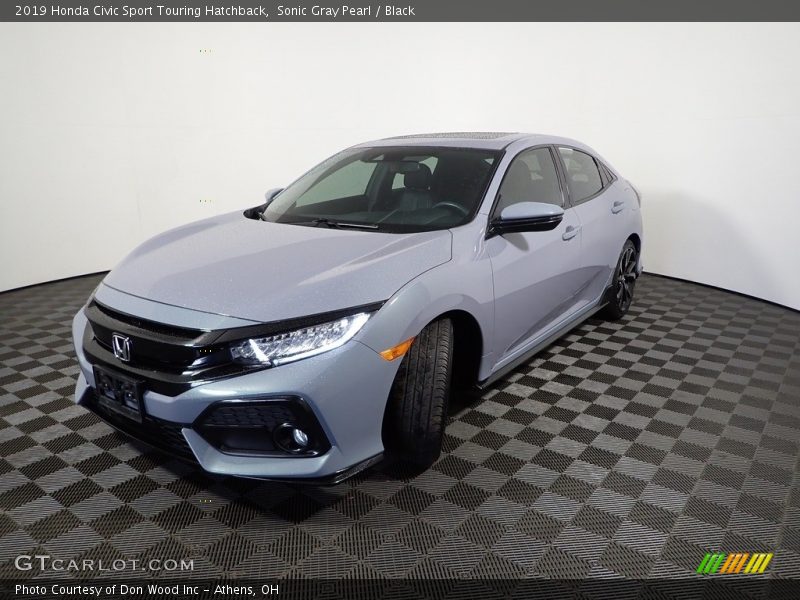 Sonic Gray Pearl / Black 2019 Honda Civic Sport Touring Hatchback