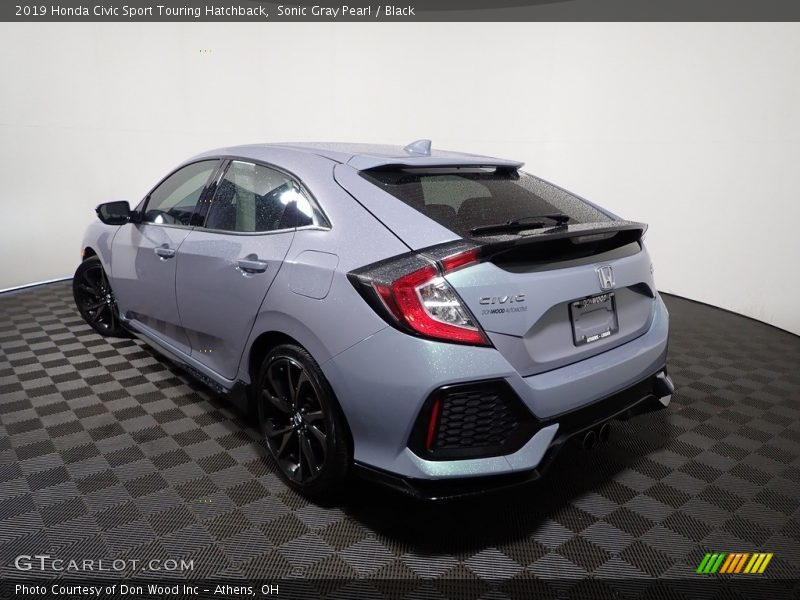 Sonic Gray Pearl / Black 2019 Honda Civic Sport Touring Hatchback