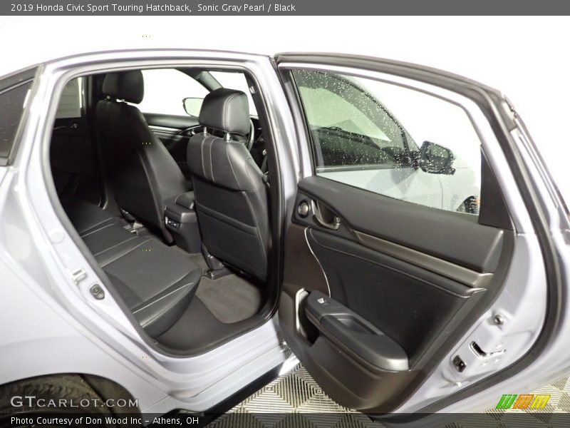 Sonic Gray Pearl / Black 2019 Honda Civic Sport Touring Hatchback