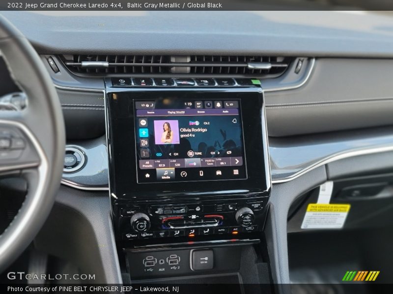 Baltic Gray Metallic / Global Black 2022 Jeep Grand Cherokee Laredo 4x4