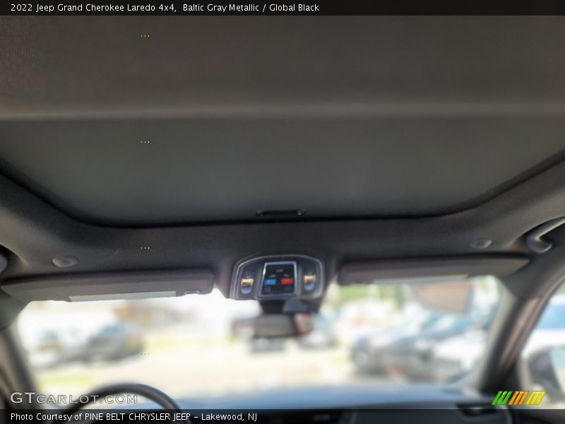 Baltic Gray Metallic / Global Black 2022 Jeep Grand Cherokee Laredo 4x4