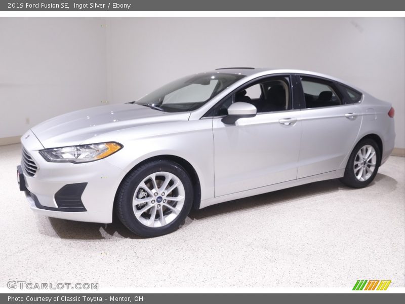 Ingot Silver / Ebony 2019 Ford Fusion SE