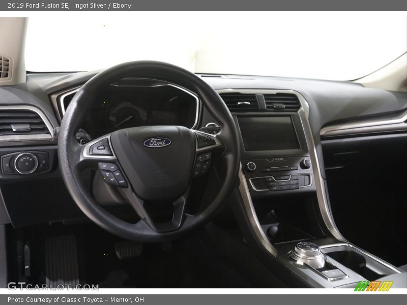 Ingot Silver / Ebony 2019 Ford Fusion SE