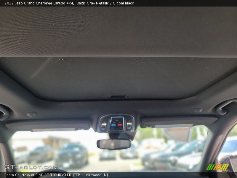 Baltic Gray Metallic / Global Black 2022 Jeep Grand Cherokee Laredo 4x4