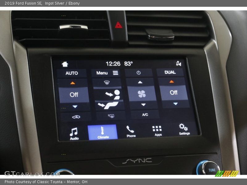 Ingot Silver / Ebony 2019 Ford Fusion SE