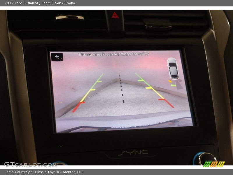 Ingot Silver / Ebony 2019 Ford Fusion SE