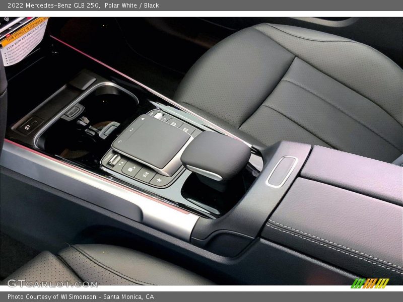 Polar White / Black 2022 Mercedes-Benz GLB 250