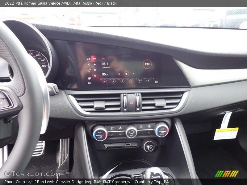 Controls of 2022 Giulia Veloce AWD