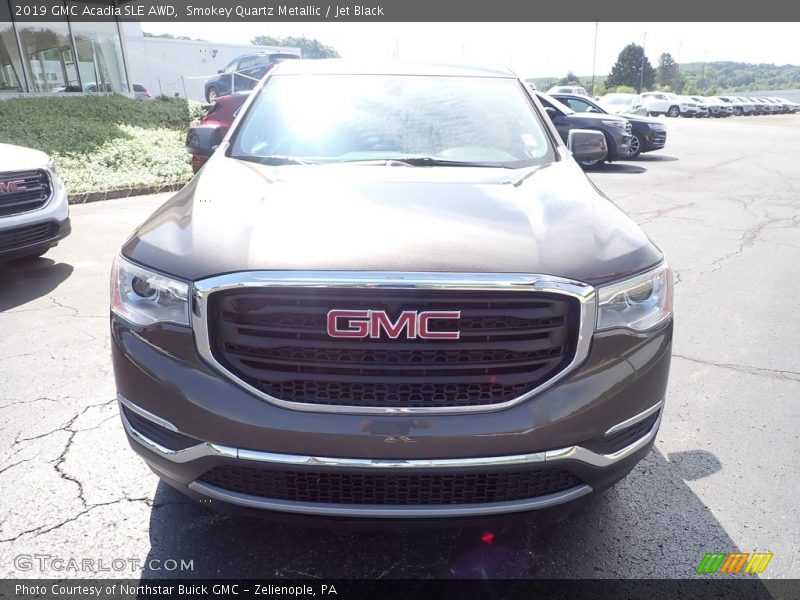 Smokey Quartz Metallic / Jet Black 2019 GMC Acadia SLE AWD