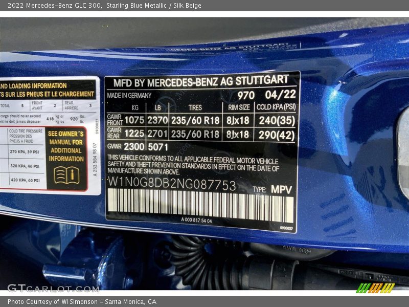Starling Blue Metallic / Silk Beige 2022 Mercedes-Benz GLC 300