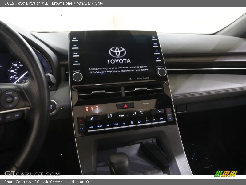 Controls of 2019 Avalon XLE