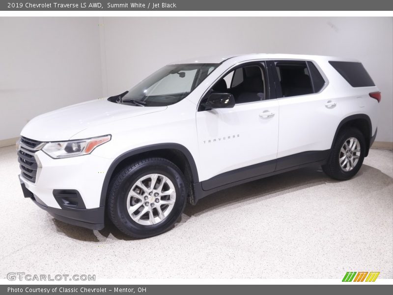 Summit White / Jet Black 2019 Chevrolet Traverse LS AWD