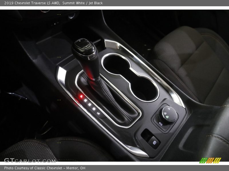 Summit White / Jet Black 2019 Chevrolet Traverse LS AWD