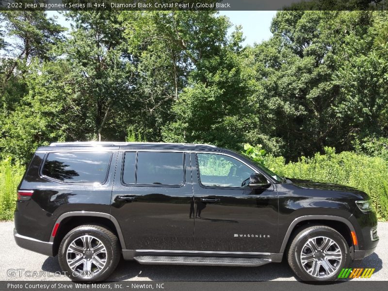  2022 Wagoneer Series III 4x4 Diamond Black Crystal Pearl
