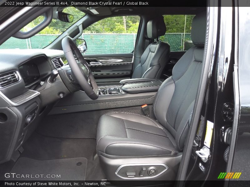Front Seat of 2022 Wagoneer Series III 4x4