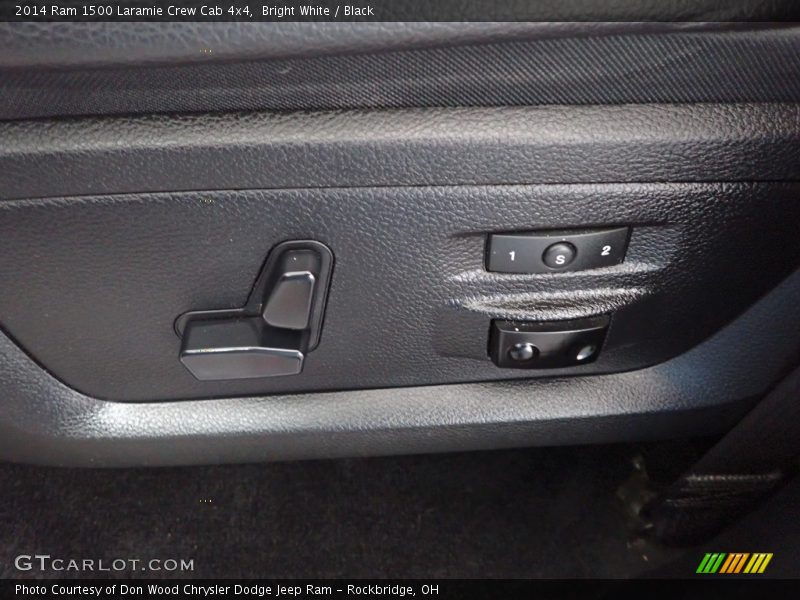 Bright White / Black 2014 Ram 1500 Laramie Crew Cab 4x4