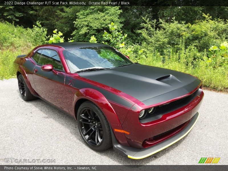 Front 3/4 View of 2022 Challenger R/T Scat Pack Widebody