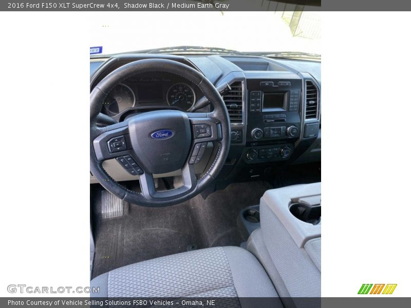Shadow Black / Medium Earth Gray 2016 Ford F150 XLT SuperCrew 4x4