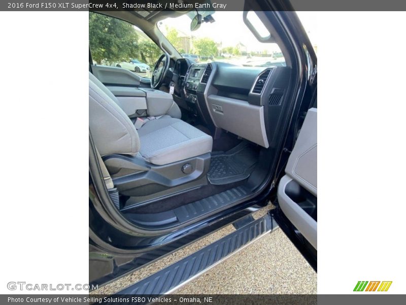 Shadow Black / Medium Earth Gray 2016 Ford F150 XLT SuperCrew 4x4