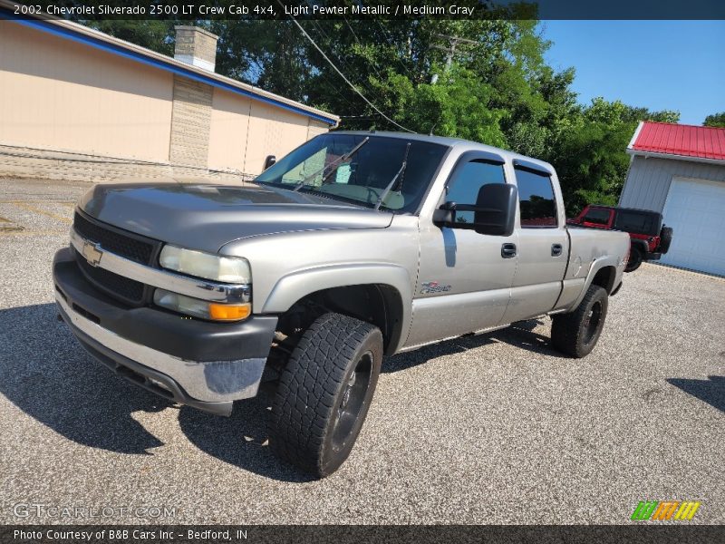 Light Pewter Metallic / Medium Gray 2002 Chevrolet Silverado 2500 LT Crew Cab 4x4