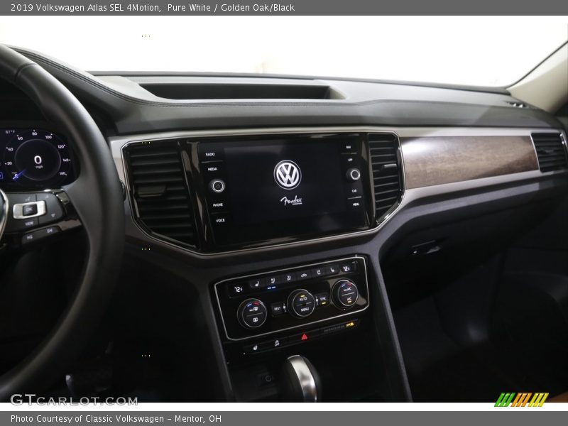 Pure White / Golden Oak/Black 2019 Volkswagen Atlas SEL 4Motion