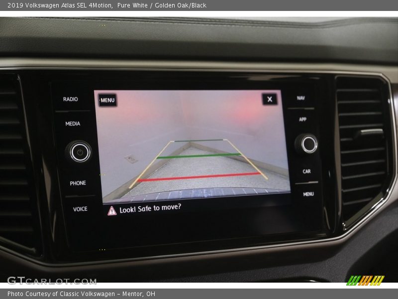 Pure White / Golden Oak/Black 2019 Volkswagen Atlas SEL 4Motion