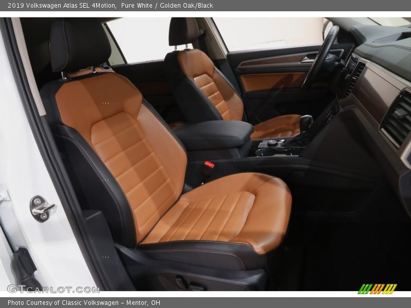 Front Seat of 2019 Atlas SEL 4Motion
