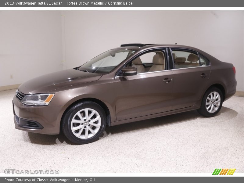 Toffee Brown Metallic / Cornsilk Beige 2013 Volkswagen Jetta SE Sedan
