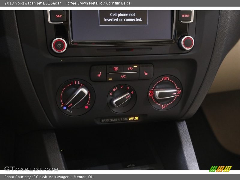 Toffee Brown Metallic / Cornsilk Beige 2013 Volkswagen Jetta SE Sedan