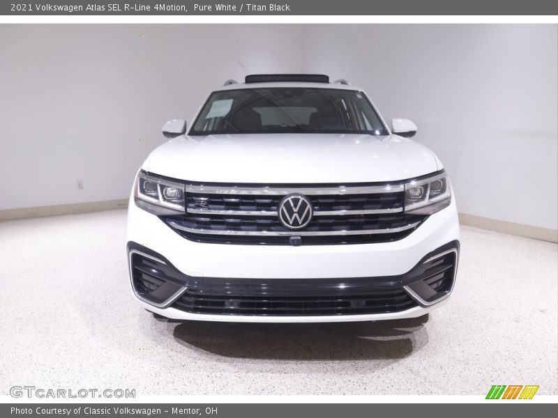 Pure White / Titan Black 2021 Volkswagen Atlas SEL R-Line 4Motion