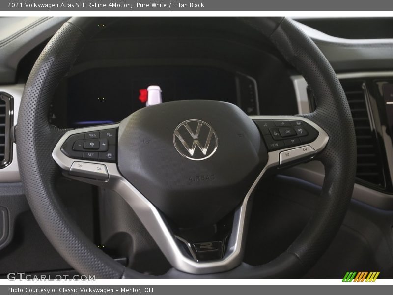 Pure White / Titan Black 2021 Volkswagen Atlas SEL R-Line 4Motion