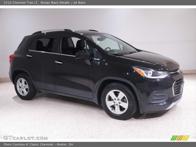 Mosaic Black Metallic / Jet Black 2019 Chevrolet Trax LT