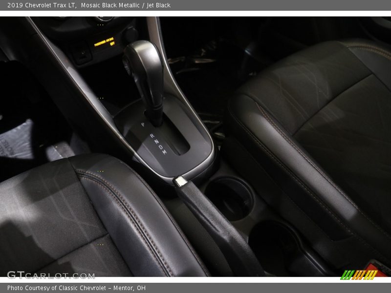 Mosaic Black Metallic / Jet Black 2019 Chevrolet Trax LT