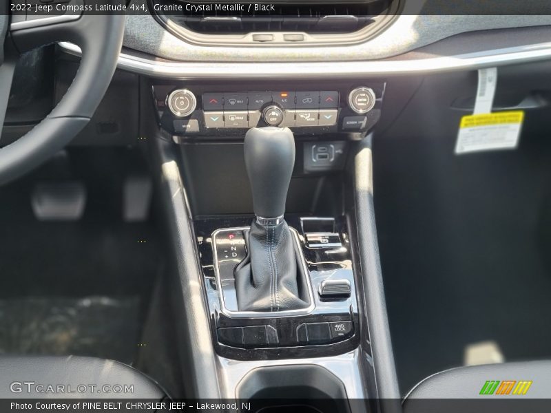 Granite Crystal Metallic / Black 2022 Jeep Compass Latitude 4x4