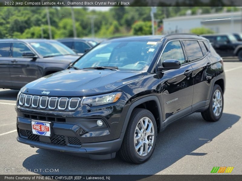 Diamond Black Crystal Pearl / Black 2022 Jeep Compass Latitude 4x4