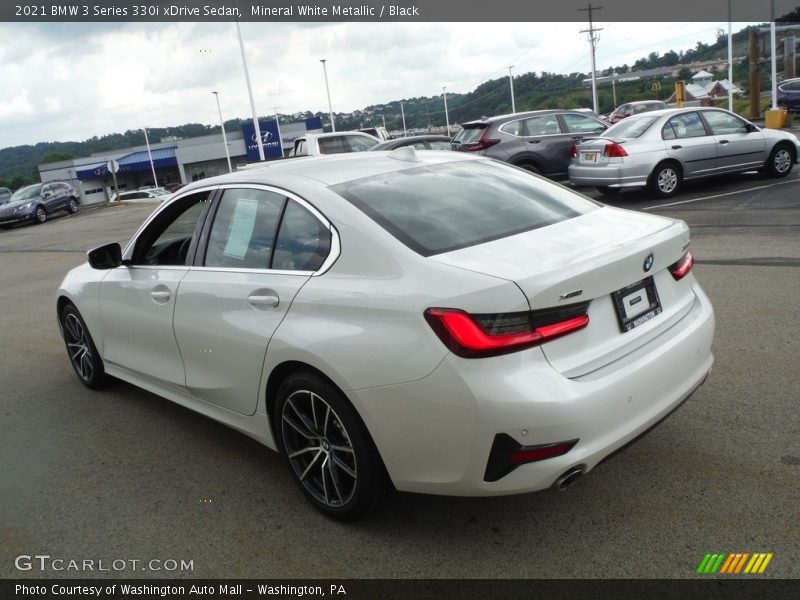 Mineral White Metallic / Black 2021 BMW 3 Series 330i xDrive Sedan