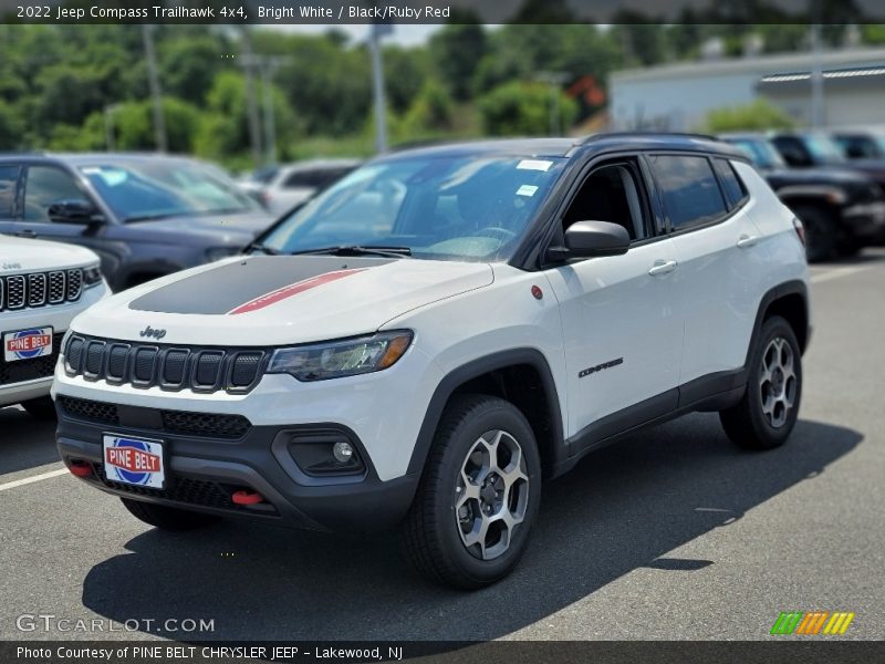 Bright White / Black/Ruby Red 2022 Jeep Compass Trailhawk 4x4