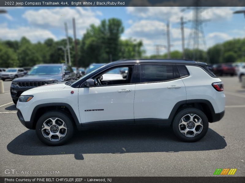 Bright White / Black/Ruby Red 2022 Jeep Compass Trailhawk 4x4